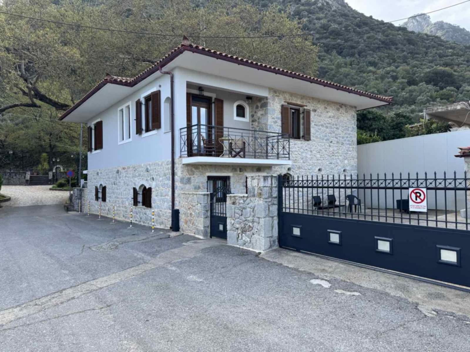 Villa Iris Mystras Esterno foto